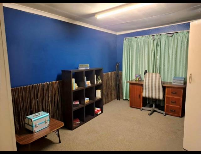 3 BEDROOM HOUSE FOR SALE IN SPRINGS CENTRAL